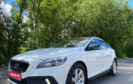 Volvo V40 Cross Country I, 2014 год, 1 100 000 рублей, 1 фотография