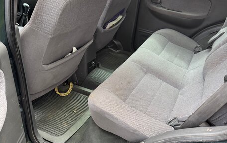 KIA Sportage IV рестайлинг, 2006 год, 300 000 рублей, 14 фотография