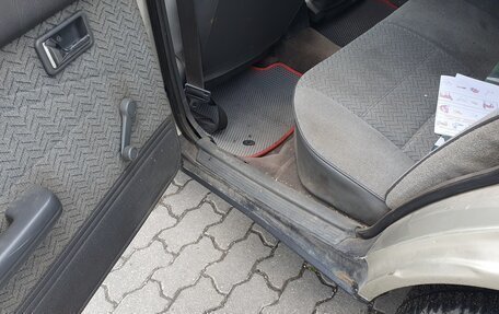 Mazda 626, 1990 год, 150 000 рублей, 5 фотография