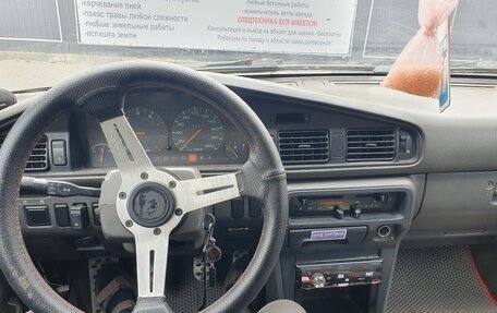 Mazda 626, 1990 год, 150 000 рублей, 7 фотография