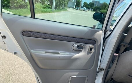 Mazda Demio III (DE), 2002 год, 285 000 рублей, 16 фотография