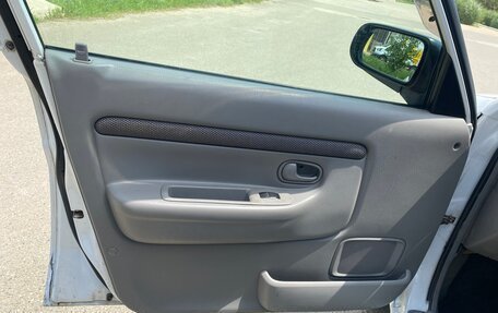 Mazda Demio III (DE), 2002 год, 285 000 рублей, 14 фотография