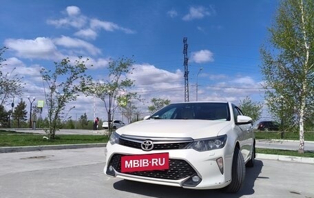 Toyota Camry, 2017 год, 1 850 000 рублей, 3 фотография