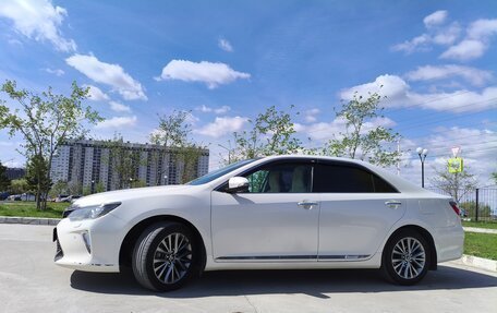 Toyota Camry, 2017 год, 1 850 000 рублей, 10 фотография