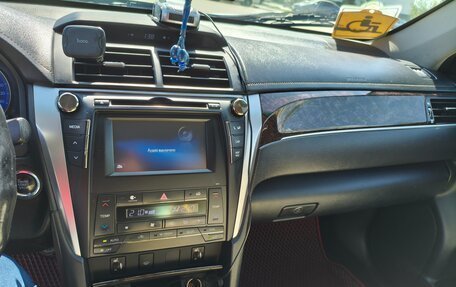 Toyota Camry, 2017 год, 1 850 000 рублей, 14 фотография