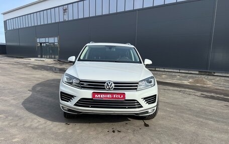 Volkswagen Touareg III, 2016 год, 4 200 000 рублей, 1 фотография