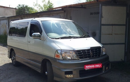 Toyota Grand HiAce I, 2001 год, 1 034 020 рублей, 1 фотография