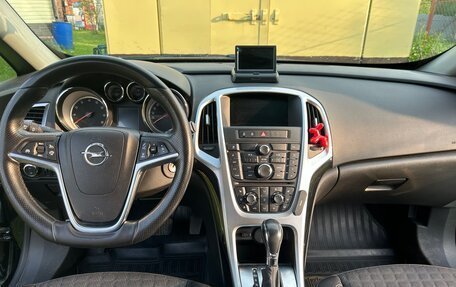 Opel Astra J, 2014 год, 1 350 000 рублей, 20 фотография