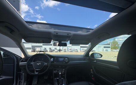 Volkswagen Jetta VII, 2019 год, 1 850 000 рублей, 3 фотография