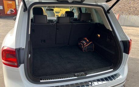 Volkswagen Touareg III, 2016 год, 4 200 000 рублей, 6 фотография