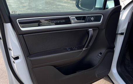 Volkswagen Touareg III, 2016 год, 4 200 000 рублей, 14 фотография