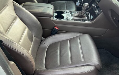 Volkswagen Touareg III, 2016 год, 4 200 000 рублей, 16 фотография