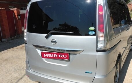 Nissan Serena IV, 2011 год, 1 350 000 рублей, 3 фотография