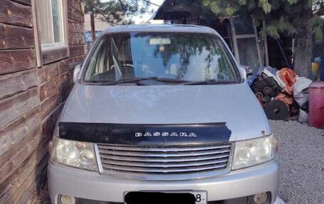 Nissan Bassara, 2001 год, 480 000 рублей, 2 фотография