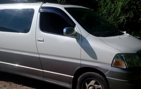 Toyota Grand HiAce I, 2001 год, 1 034 020 рублей, 5 фотография