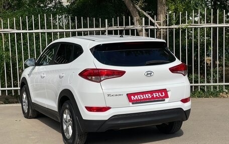 Hyundai Tucson III, 2015 год, 1 700 000 рублей, 10 фотография