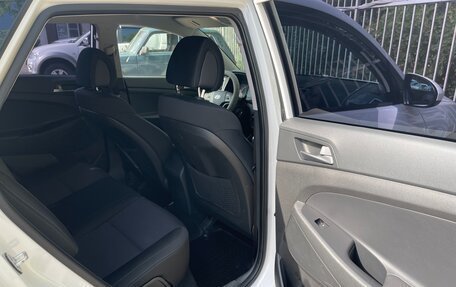 Hyundai Tucson III, 2015 год, 1 700 000 рублей, 18 фотография