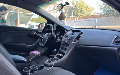 Opel Astra J, 2013 год, 700 000 рублей, 9 фотография