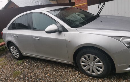 Chevrolet Cruze II, 2011 год, 570 000 рублей, 6 фотография