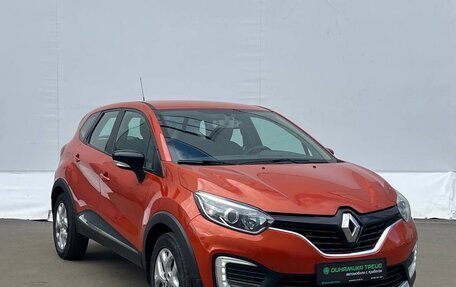 Renault Kaptur I рестайлинг, 2016 год, 1 399 000 рублей, 3 фотография