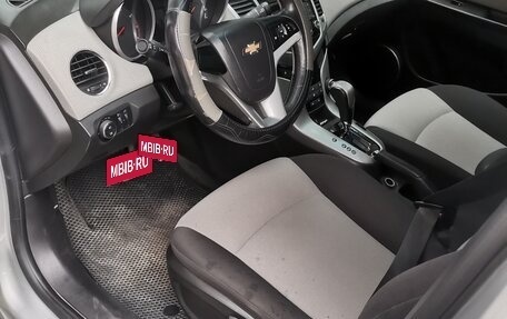 Chevrolet Cruze II, 2011 год, 570 000 рублей, 2 фотография