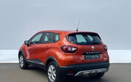 Renault Kaptur I рестайлинг, 2016 год, 1 399 000 рублей, 8 фотография