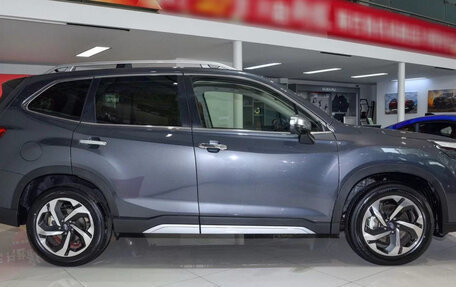 Subaru Forester, 2024 год, 4 490 000 рублей, 5 фотография