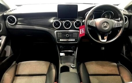 Mercedes-Benz CLA, 2017 год, 1 750 000 рублей, 5 фотография