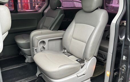 Hyundai Grand Starex Grand Starex I рестайлинг 2, 2012 год, 1 650 000 рублей, 19 фотография