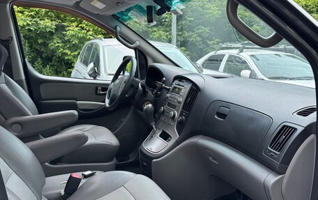 Hyundai Grand Starex Grand Starex I рестайлинг 2, 2012 год, 1 650 000 рублей, 17 фотография