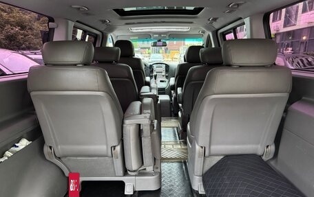 Hyundai Grand Starex Grand Starex I рестайлинг 2, 2012 год, 1 650 000 рублей, 25 фотография