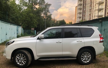 Toyota Land Cruiser Prado 150 рестайлинг 2, 2014 год, 3 500 000 рублей, 4 фотография