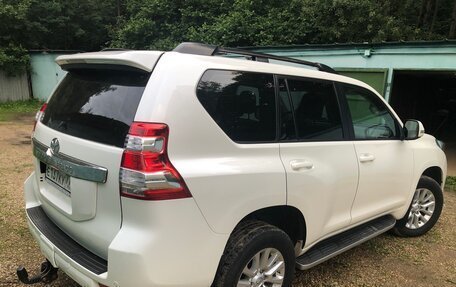 Toyota Land Cruiser Prado 150 рестайлинг 2, 2014 год, 3 500 000 рублей, 7 фотография