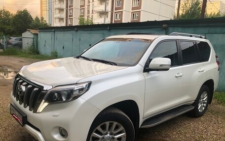 Toyota Land Cruiser Prado 150 рестайлинг 2, 2014 год, 3 500 000 рублей, 3 фотография