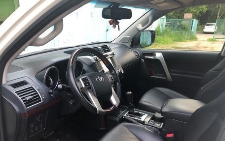 Toyota Land Cruiser Prado 150 рестайлинг 2, 2014 год, 3 500 000 рублей, 12 фотография