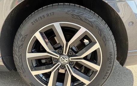 Volkswagen Passat B8 рестайлинг, 2019 год, 2 550 000 рублей, 12 фотография