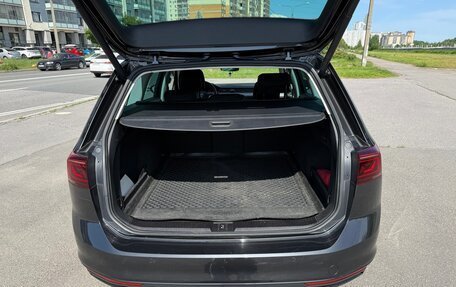 Volkswagen Passat B8 рестайлинг, 2019 год, 2 550 000 рублей, 13 фотография