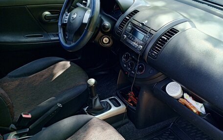 Nissan Note II рестайлинг, 2010 год, 650 000 рублей, 5 фотография
