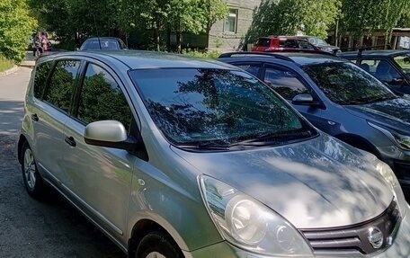 Nissan Note II рестайлинг, 2010 год, 650 000 рублей, 2 фотография