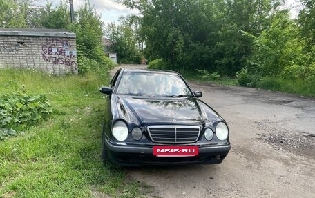 Mercedes-Benz E-Класс, 2000 год, 460 000 рублей, 6 фотография
