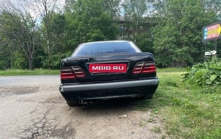 Mercedes-Benz E-Класс, 2000 год, 460 000 рублей, 5 фотография