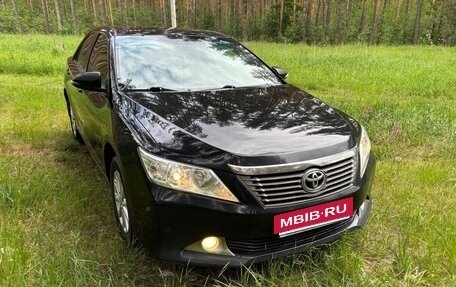 Toyota Camry, 2013 год, 1 275 000 рублей, 2 фотография