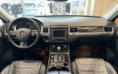 Volkswagen Touareg III, 2016 год, 4 990 000 рублей, 8 фотография