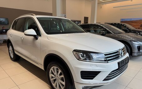 Volkswagen Touareg III, 2016 год, 4 990 000 рублей, 3 фотография