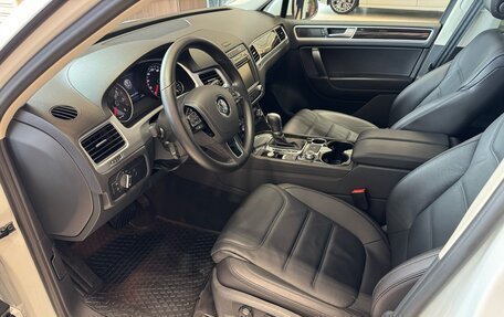 Volkswagen Touareg III, 2016 год, 4 990 000 рублей, 9 фотография