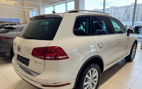 Volkswagen Touareg III, 2016 год, 4 990 000 рублей, 5 фотография
