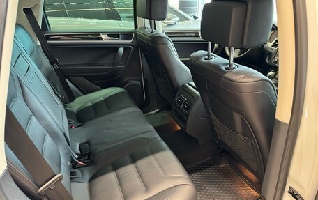 Volkswagen Touareg III, 2016 год, 4 990 000 рублей, 18 фотография