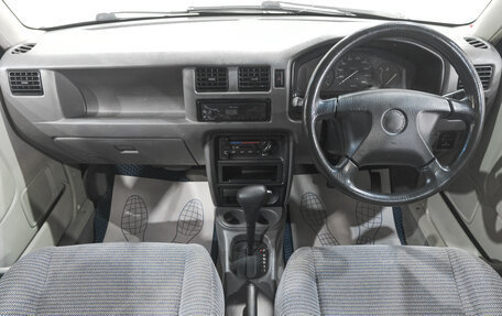 Mazda Demio III (DE), 1997 год, 199 000 рублей, 11 фотография