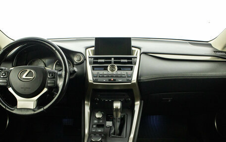 Lexus NX I, 2016 год, 3 219 000 рублей, 17 фотография