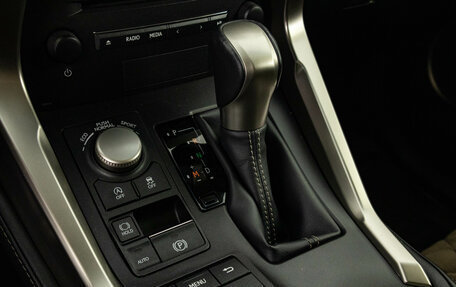 Lexus NX I, 2016 год, 3 219 000 рублей, 26 фотография
